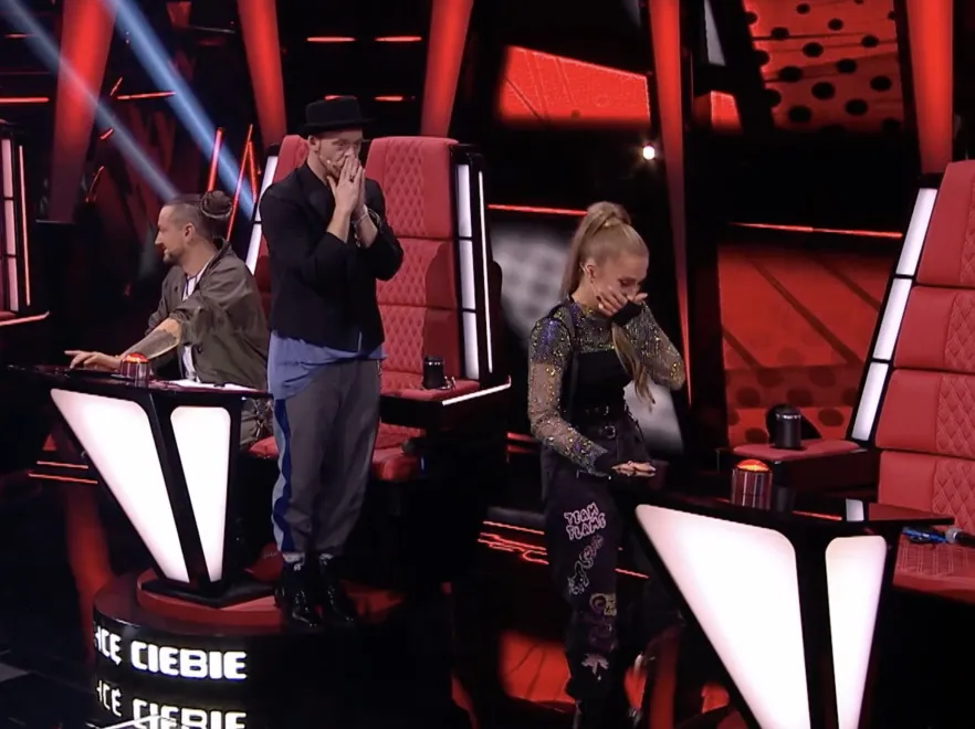 "Misio, daj spokój". Cleo nie była w stanie przestać płakać na planie "The Voice Kids"
