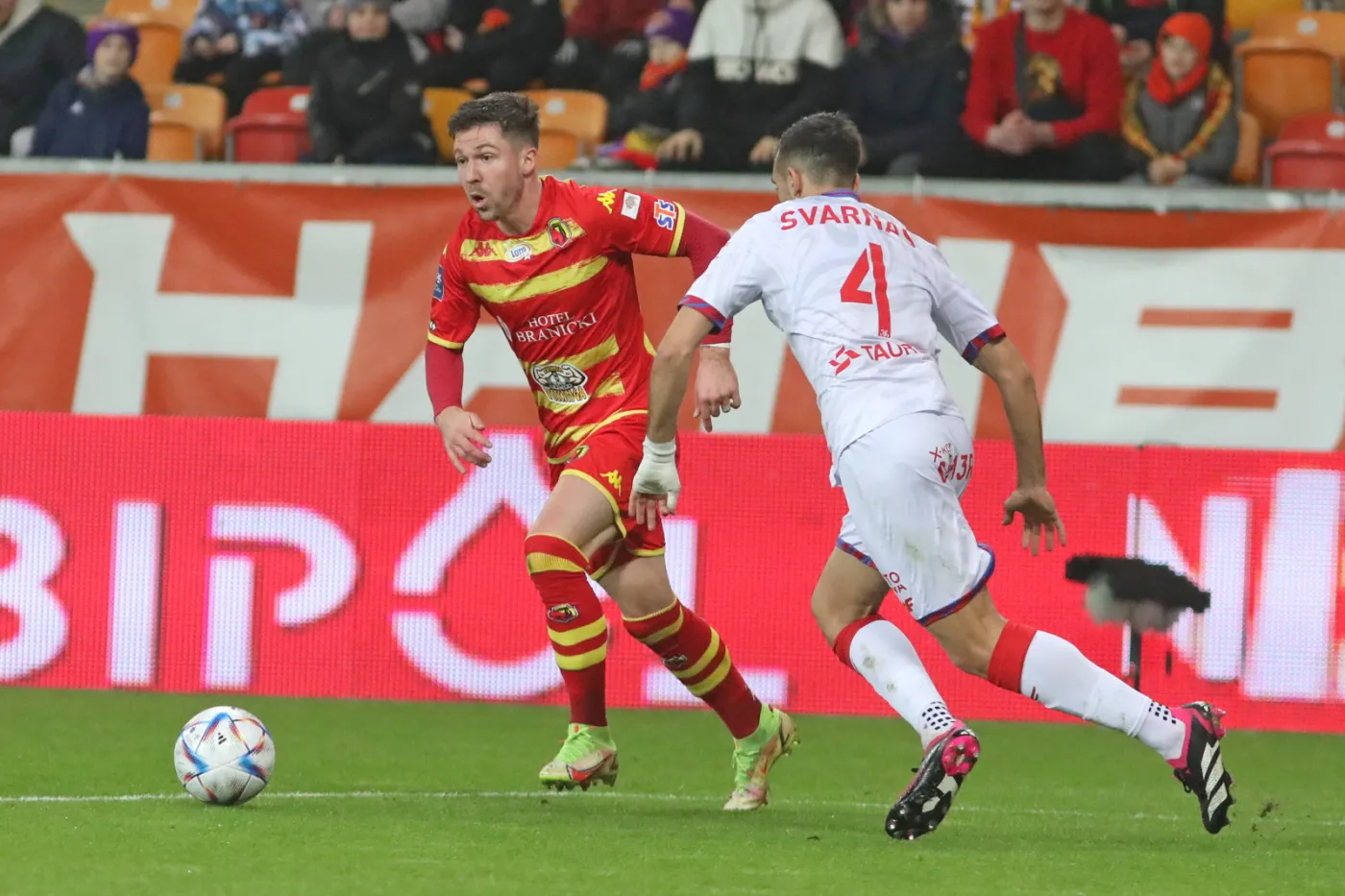 Trzy punkty jadą do Częstochowy. Wyjazdowa wygrana Rakowa z Jagiellonią [WIDEO]