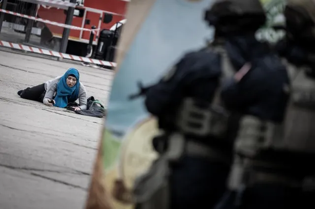 "Terrorystka w hidżabie" podczas ćwiczeń Wolf-Ram-23. Ekspert: FBI nie zna naszych realiów