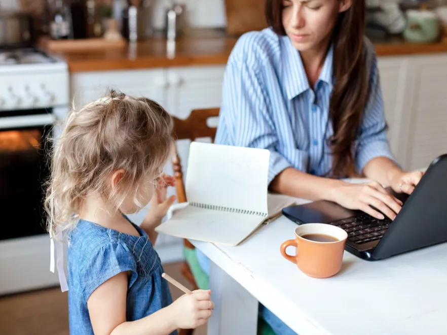Kłopoty z pracą zdalną. Mogą posypać się mandaty