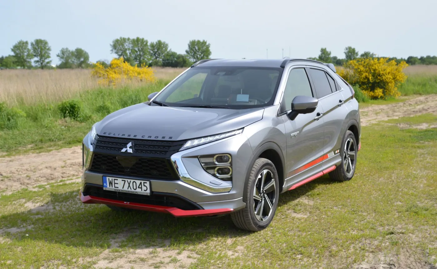 mitsubishi-eclipse-cross-phev-ralliart-37817397.jpg