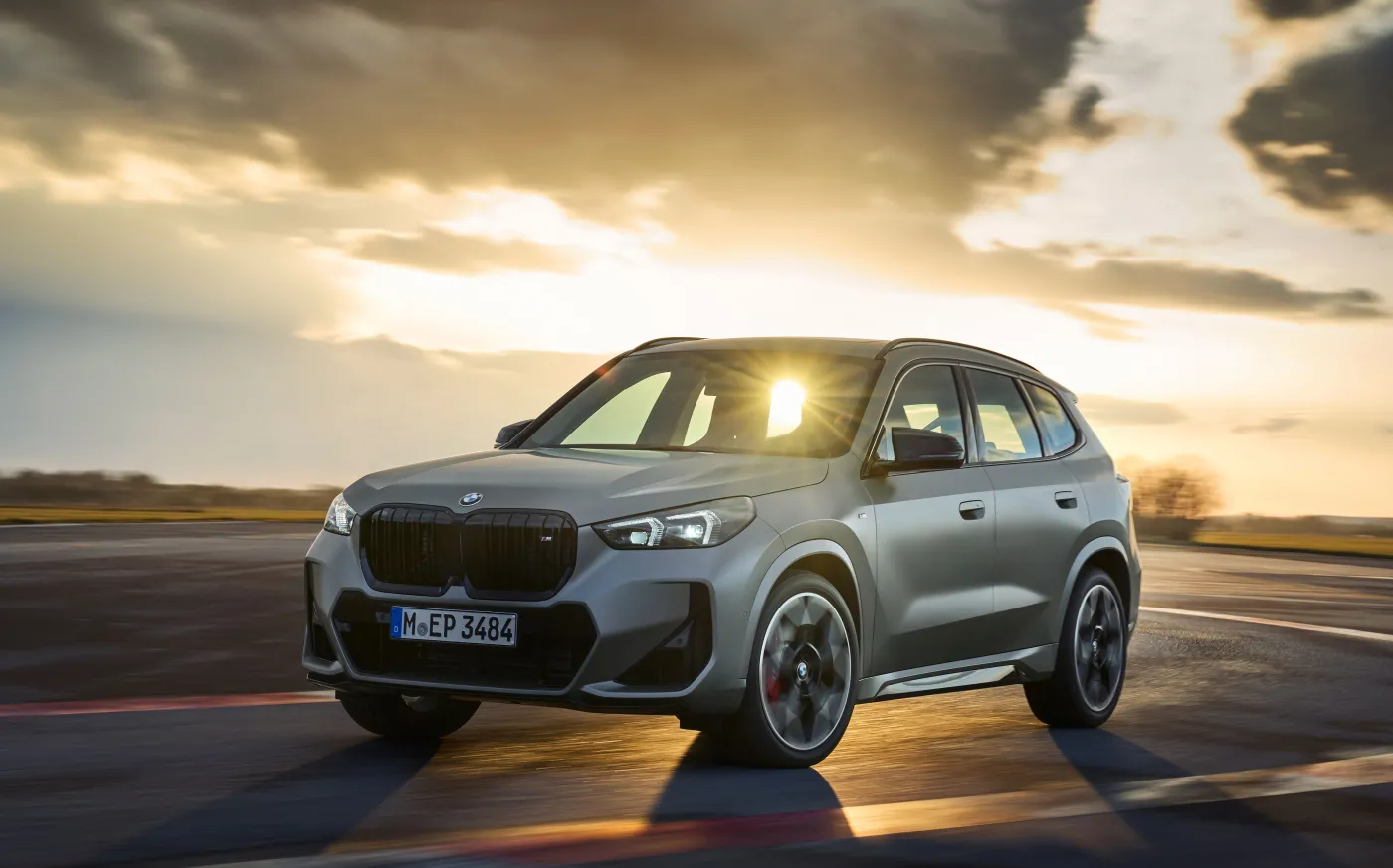 p90509760-highres-bmw-x1-m35i-m-frozen-37846934.jpg