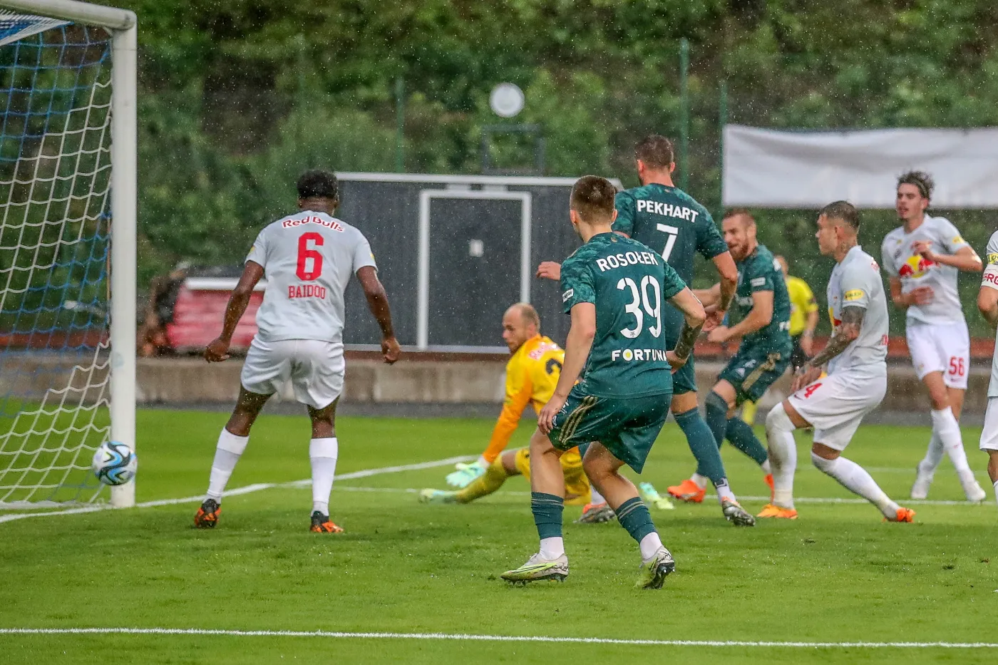 Legia Warszawa lepsza od uczestnika Ligi Mistrzów. Pokonała Red Bull Salzburg