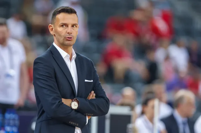 Igor Milicic trenerem polskich koszykarzy przez kolejne trzy lata