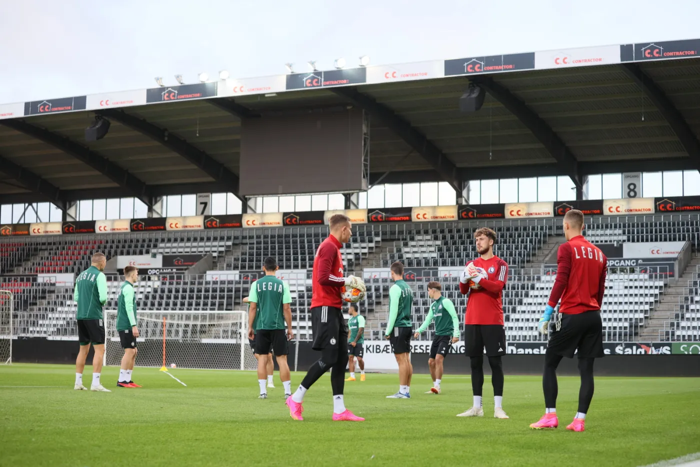 Piłkarska LK. Legia Warszawa walczy o awans do fazy grupowej z FC Midtjylland