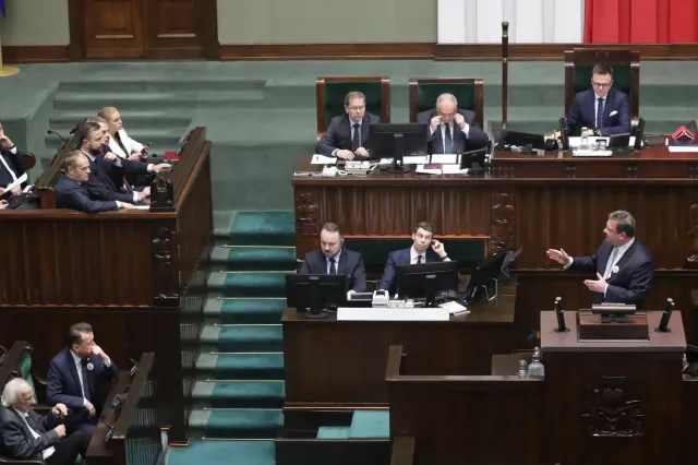Sejm jednogłośnie powołał komisję śledczą ds. Pegasusa. Wiadomo, kiedy zacznie prace