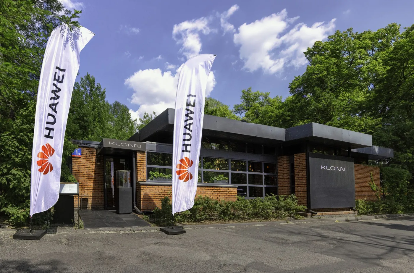 "Posłuchaj puszczy". Huawei wykorzystał AI, by pomóc Puszczy Białowieskiej