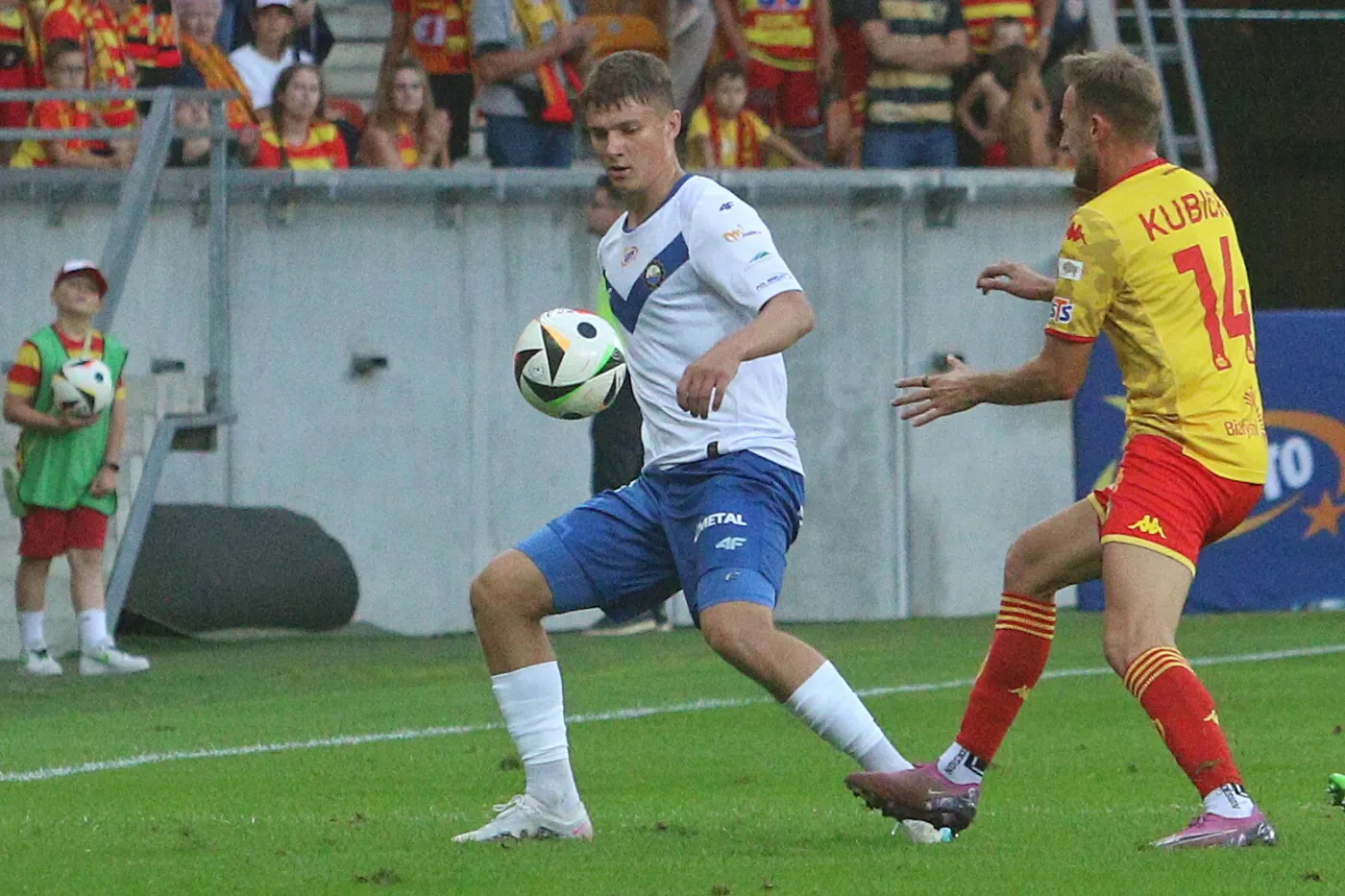 Ekstraklasa. Jagiellonia zmiękczyła Stal. Piłkarze z Białegostoku znów wygrali