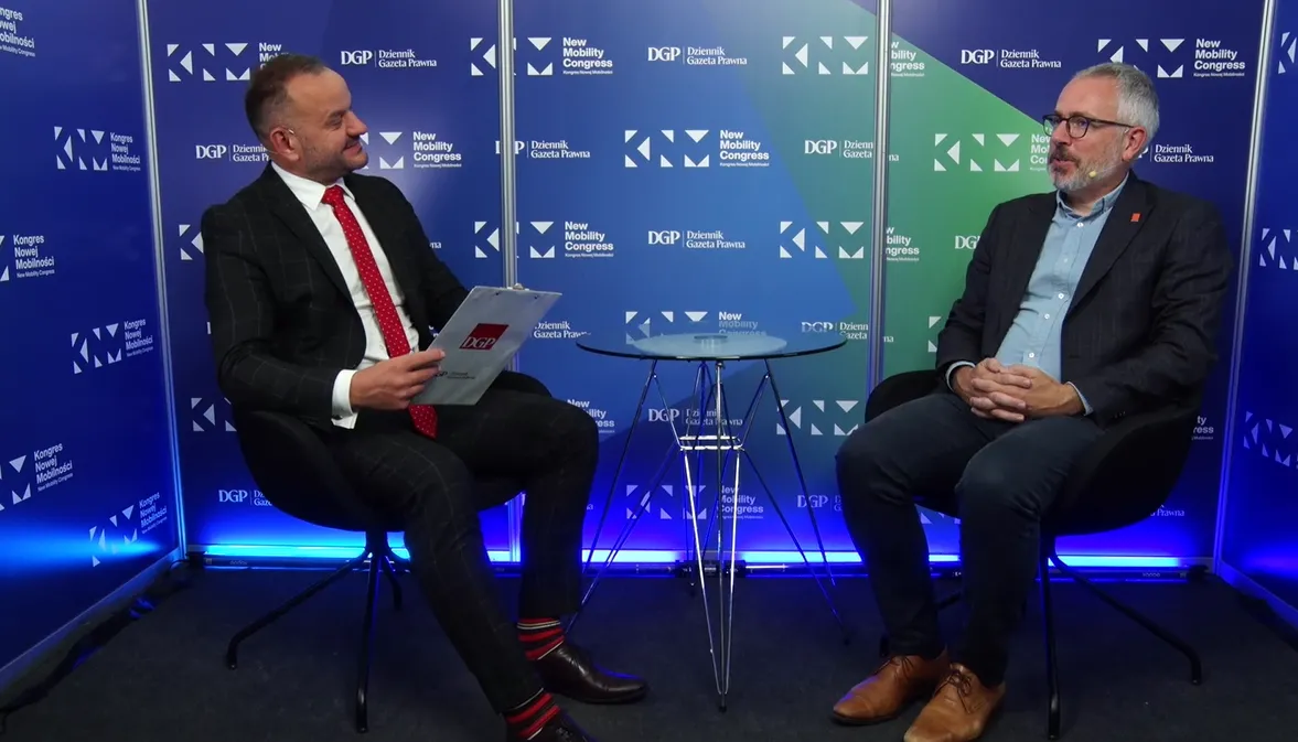 Rola Transportu Prywatnego i Mobilności Publicznej w Nowoczesnych Miastach