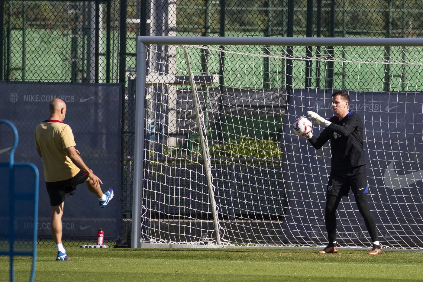 Wiemy, czy Szczęsny zadebiutuje w meczu z Alaves. Barcelona ogłosiła skład