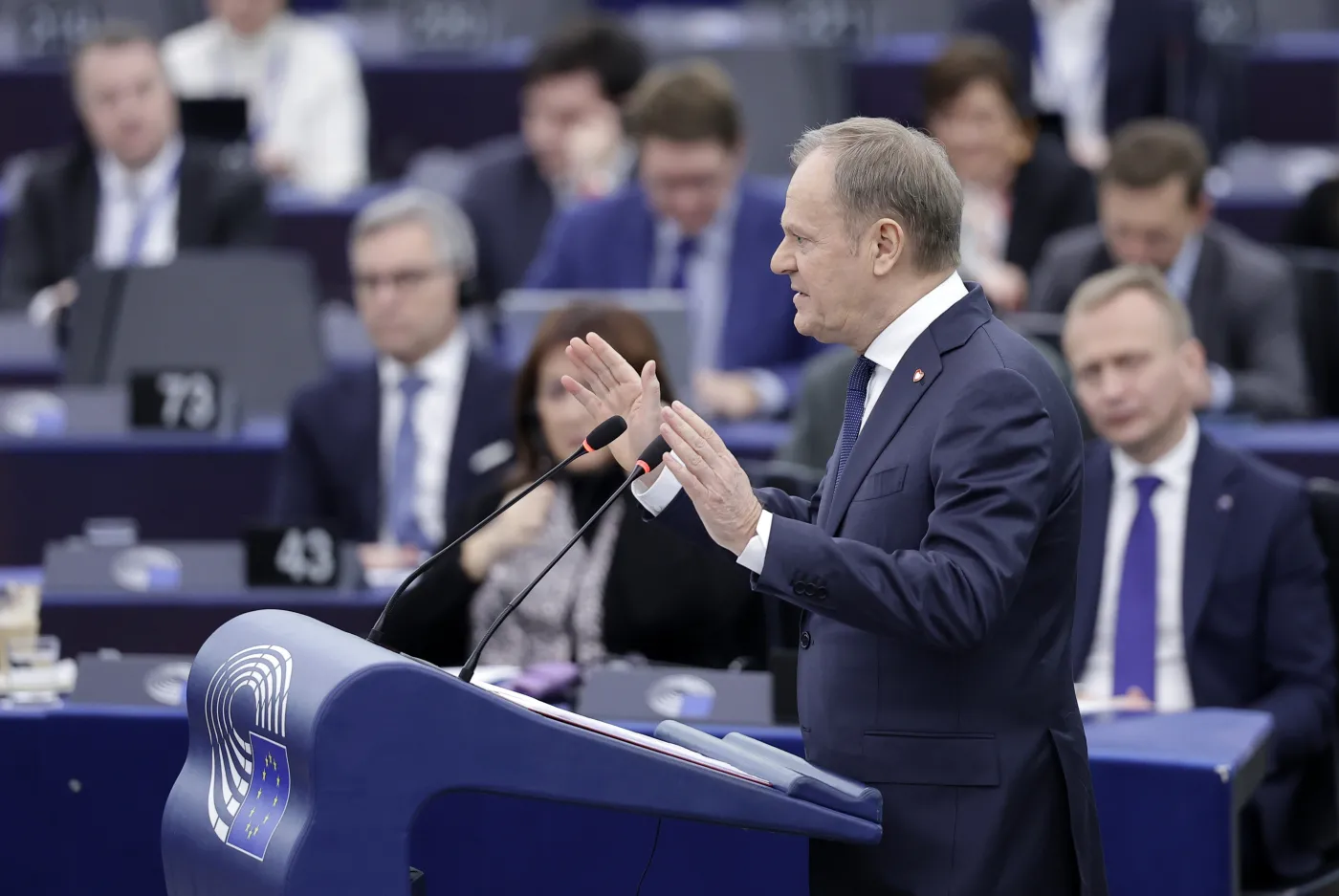 Mocne słowa Tuska w PE. "Podnieście wysoko głowy! Europa była, jest i będzie wielka"