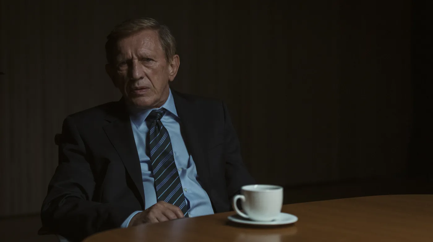 Jan Englert w 3. odcinku serialu "Przesmyk"