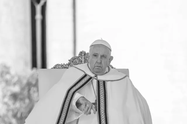 "Dzisiaj jesteśmy tutaj, a jutro będziemy tam". Najpiękniejsze cytaty papieża Franciszka