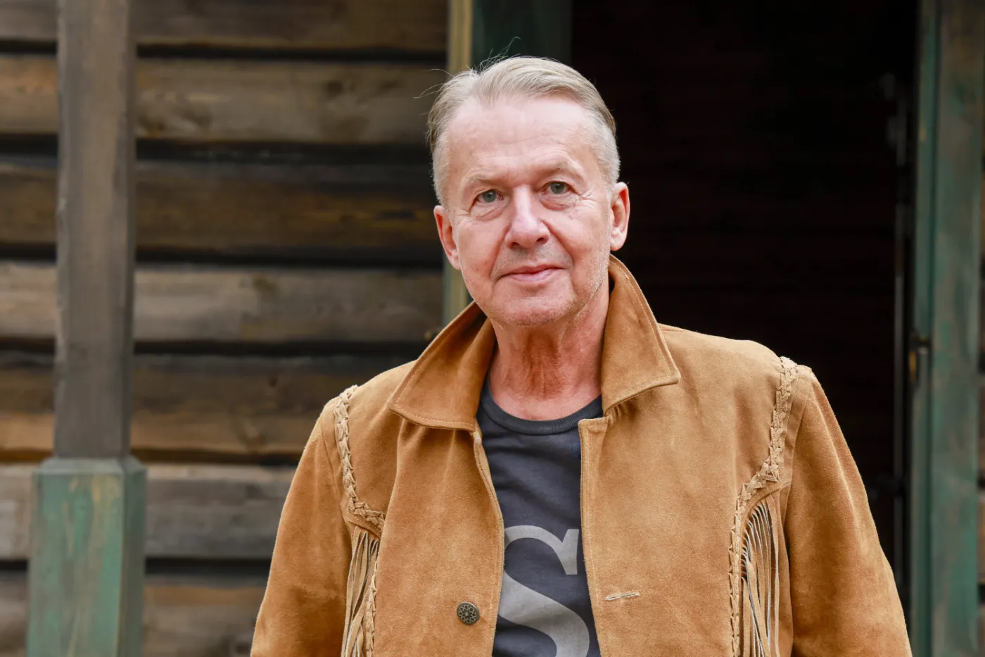 Bogusław Linda jest ojcem bliźniaków. "Muszą ukrywać swe twarze"