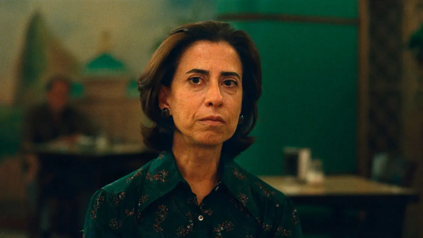 Fernanda Torres w filmie "Wciąż tu jestem"