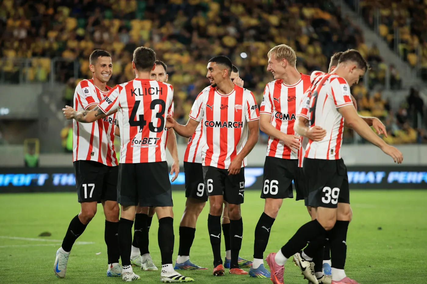 Górnik lub Cracovia mistrzem Polski? Na pewno nie Lech, Raków, Jagiellonia i Legia