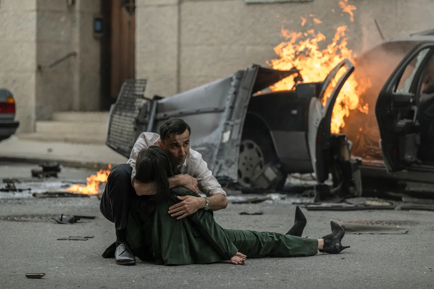 Peshang Rad jako Jakov w serialu "Mafia"