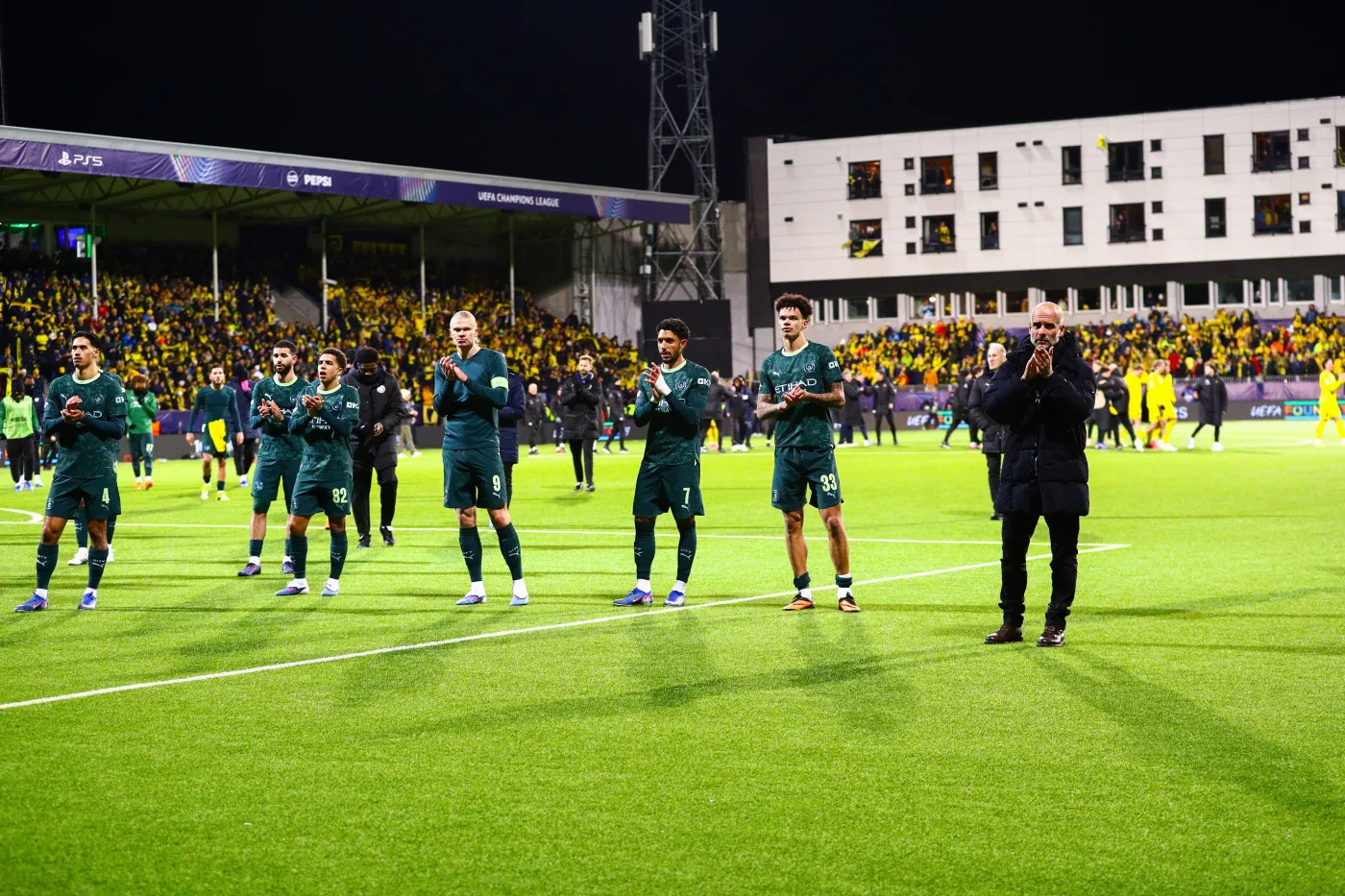 Piłkarze Manchester City robią zbiórkę. Zwrócą kibicom koszty podróży do Norwegii
