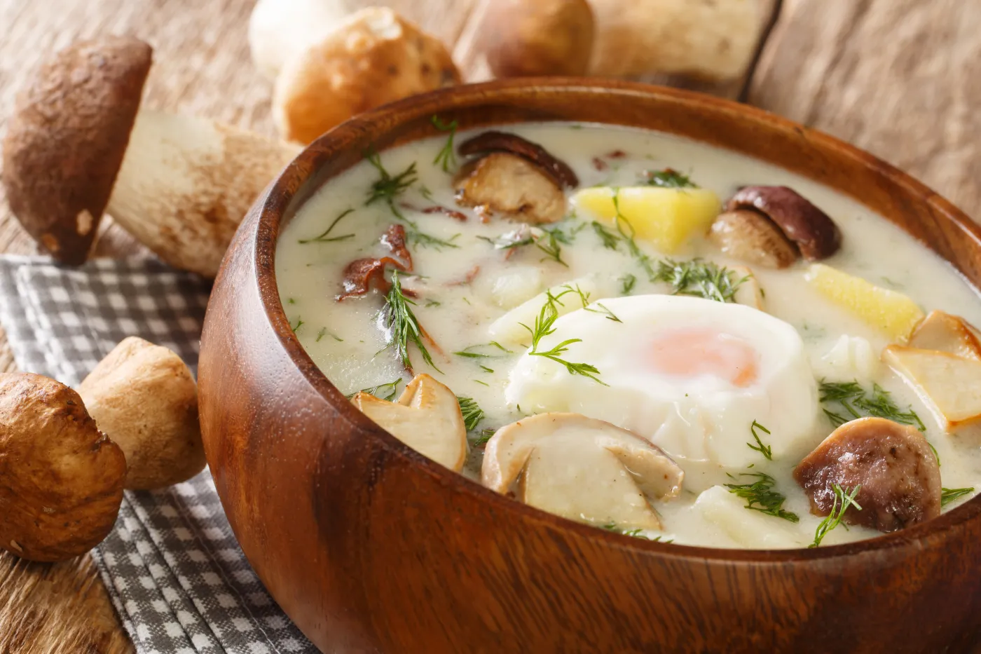 Pyszny obiad na czwartek. Podajemy przepis, Ty gotujesz. Czeska, aromatyczna zupa kulajda