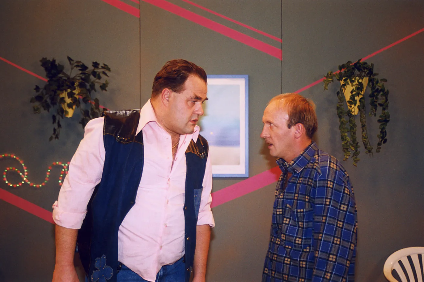 Arcytrudny QUIZ o "Miodowych latach". Pamiętasz Tadzia i Karola? 10/10 to cud!