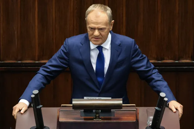 Tusk do opozycji w Sejmie: przypominacie taką wielką klatkę pełną freaków