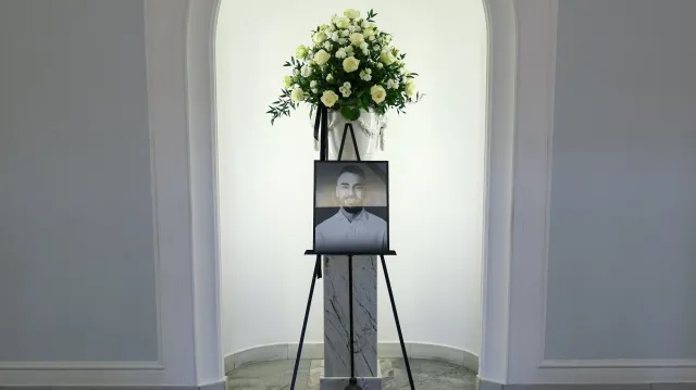 Pożar grobu Łukasza Litewki. Straż wyjaśnia przyczyny tragedii