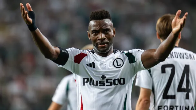 Legia straciła napastnika. Jean-Pierre Nsame podpisał kontrakt z nowym pracodawcą