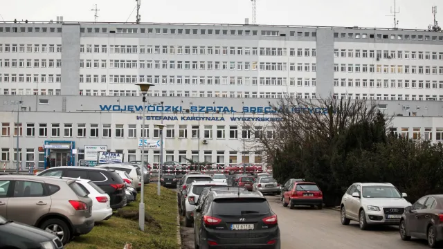 Faktury grozy w zadłużonym lubelskim szpitalu. Lekarz wystawił rachunki na 220 tys. zł w miesiąc