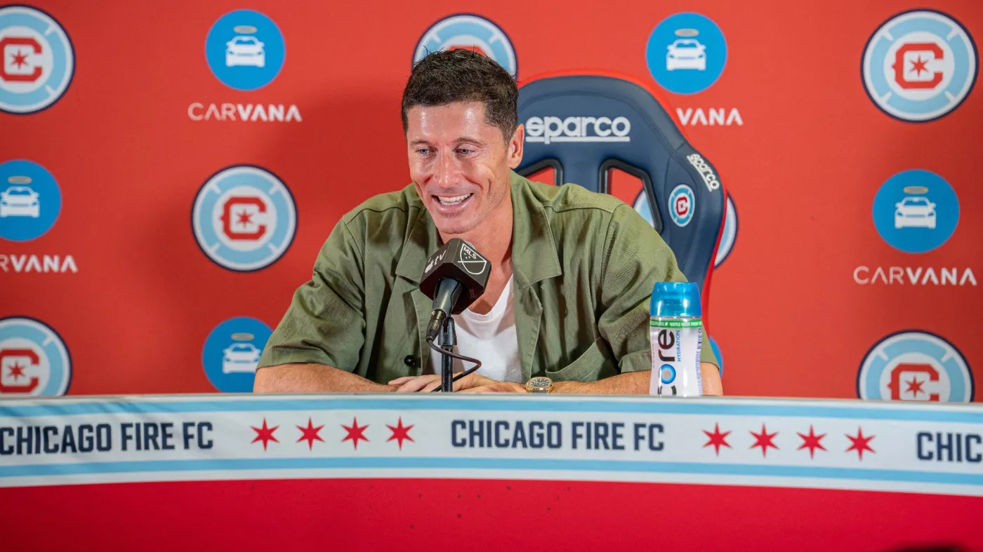 Lewandowski zabrał żonę na mecz WNBA. Rekordowa oglądalność transmisji spotkania