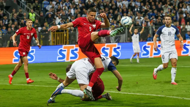 Bez Lewandowskiego, bez gola i bez punktów. Reprezentacja Polski przegrała z Bośnią