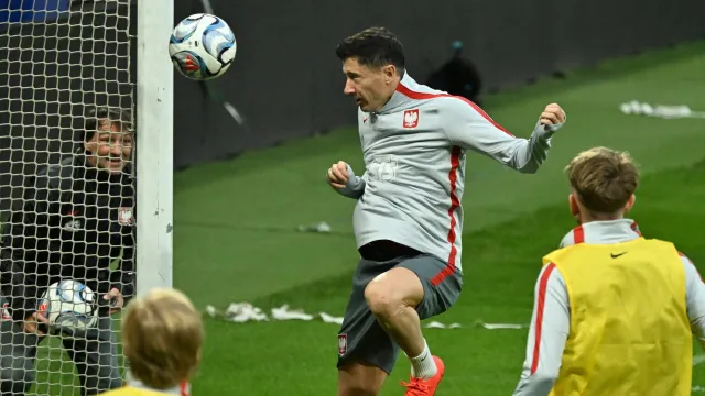 Lewandowski ma problem. Przylot na kadrę może mu się odbić czkawką