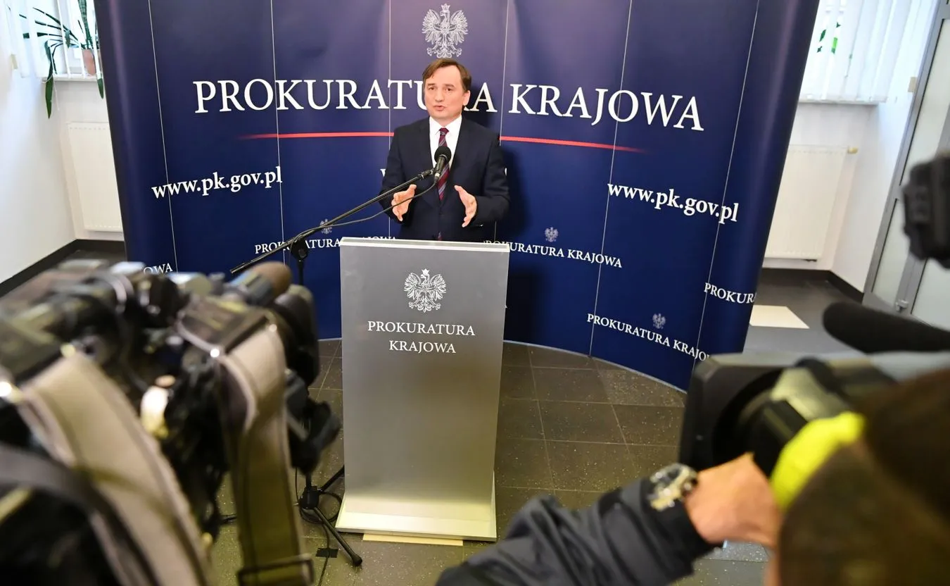 Poseł PiS: To błąd Ziobry. Listy KRS? Władza nie jest dana raz na zawsze