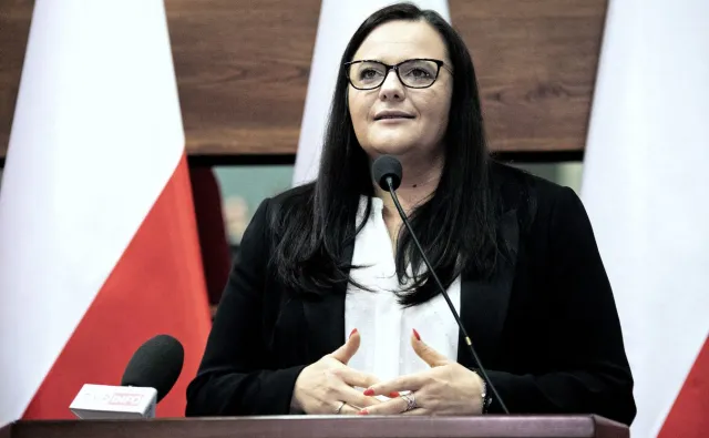 Jarosińska-Jedynak: Wkrótce dopłaty do pensji pracowników