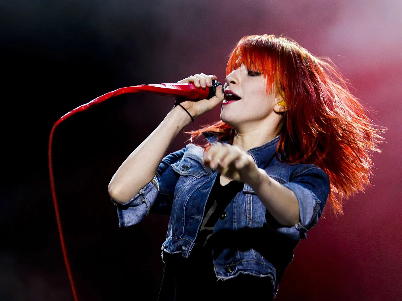 2260815-paramore-i-hayley-williams-na-portugalskim.jpg
