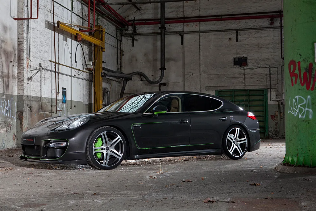2624500-porsche-panamera-edo-competition-hellboy-30.jpg
