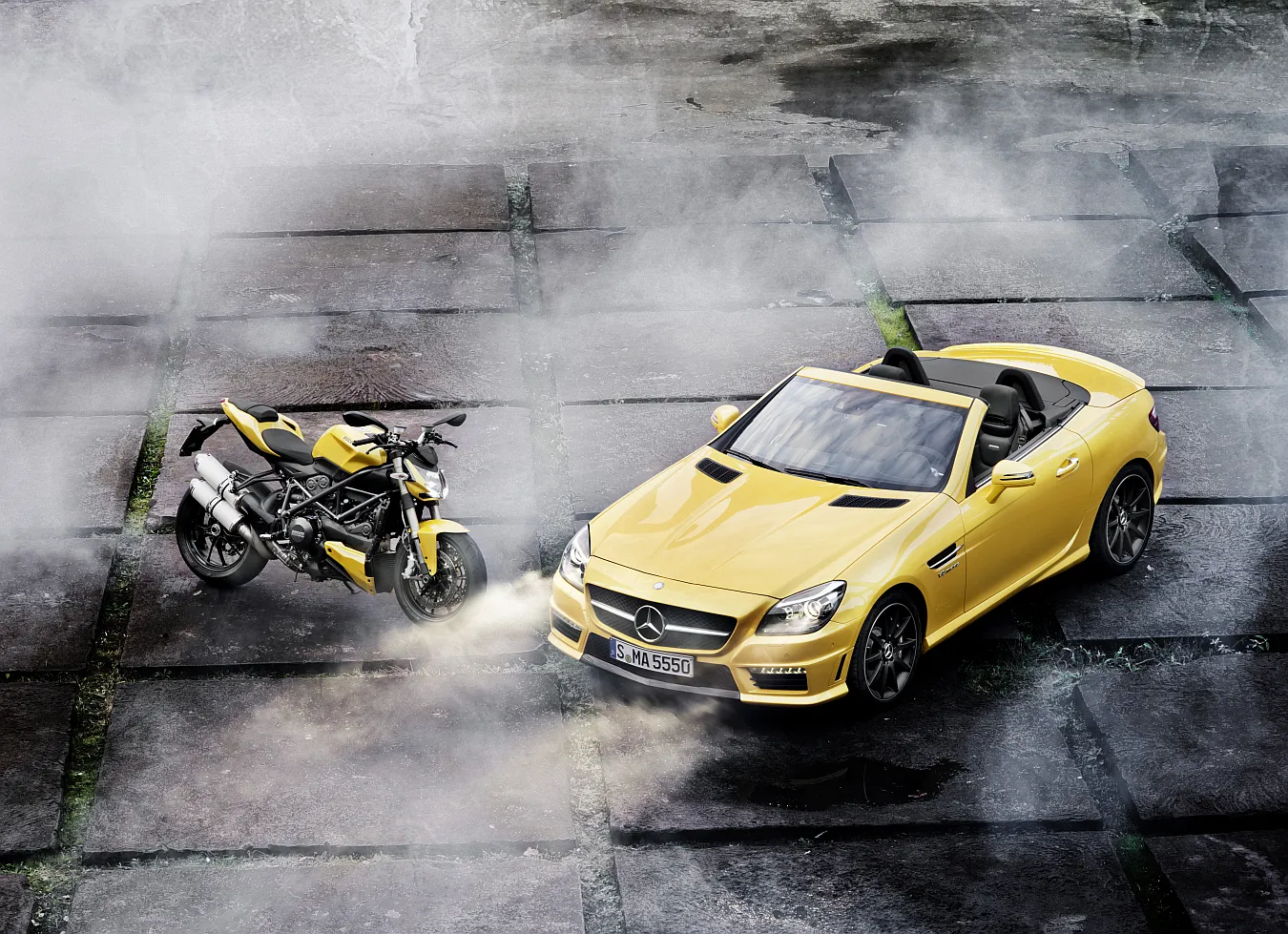 2837553-mercedes-slk-55-amg-i-ducati-streetfighter.jpg