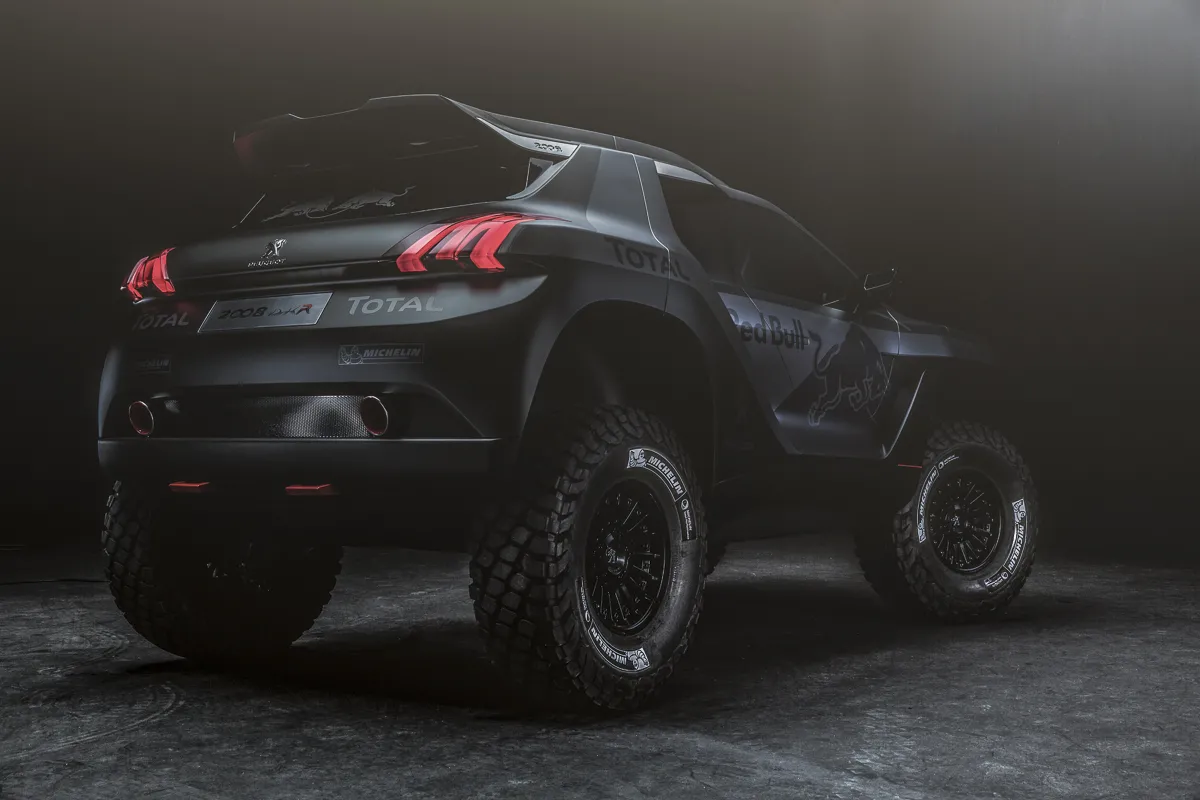 6170368-fd-280314-peugeot-2008-dkr-car-reveal-0008.jpg