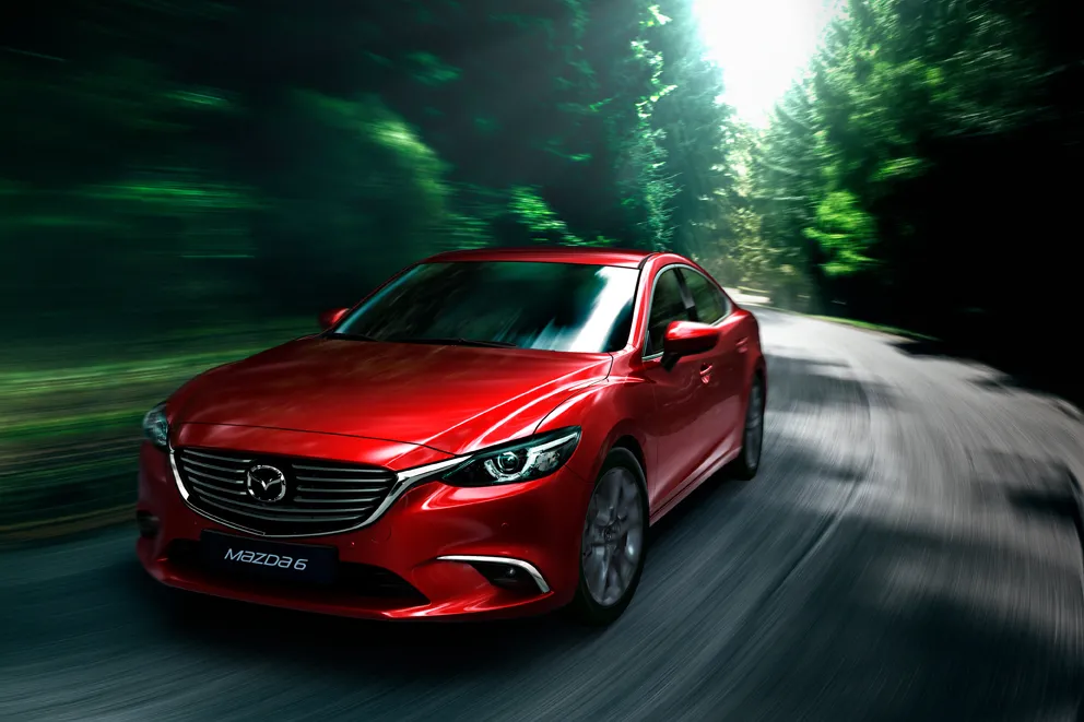 7093301-2015-mazda6-2014-laas-eu-sdn-action-2-jpg72.jpg