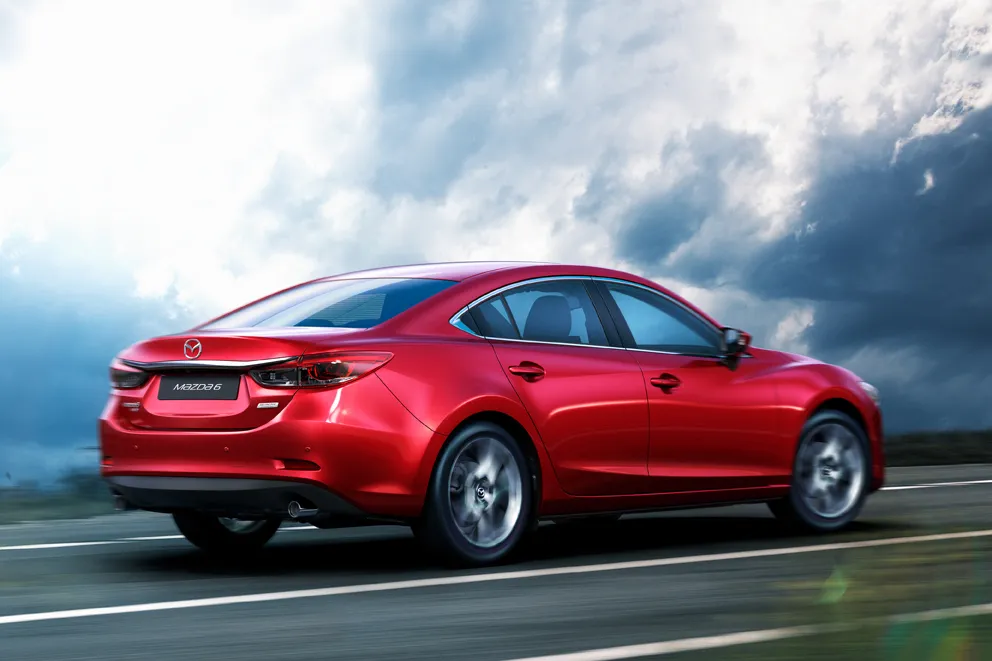 7093330-2015-mazda6-2014-laas-eu-sdn-action-8-jpg72.jpg