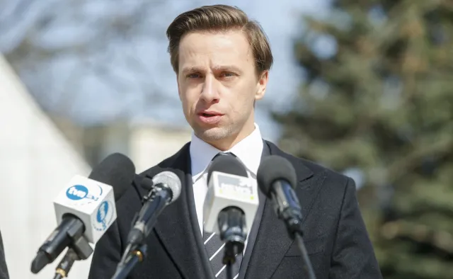 Bosak: Rządowe obostrzenia w większości bezpodstawne. Po Sejmie chodzę bez maseczki [WIDEO]