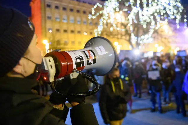 Kolejne protesty po wyroku TK ws. aborcji. Teraz także w mniejszych miastach