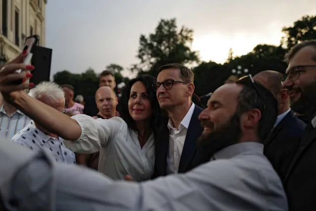 "Podatkowy" Ład w stanie zawieszenia. Negocjacje Gowina z Morawieckim