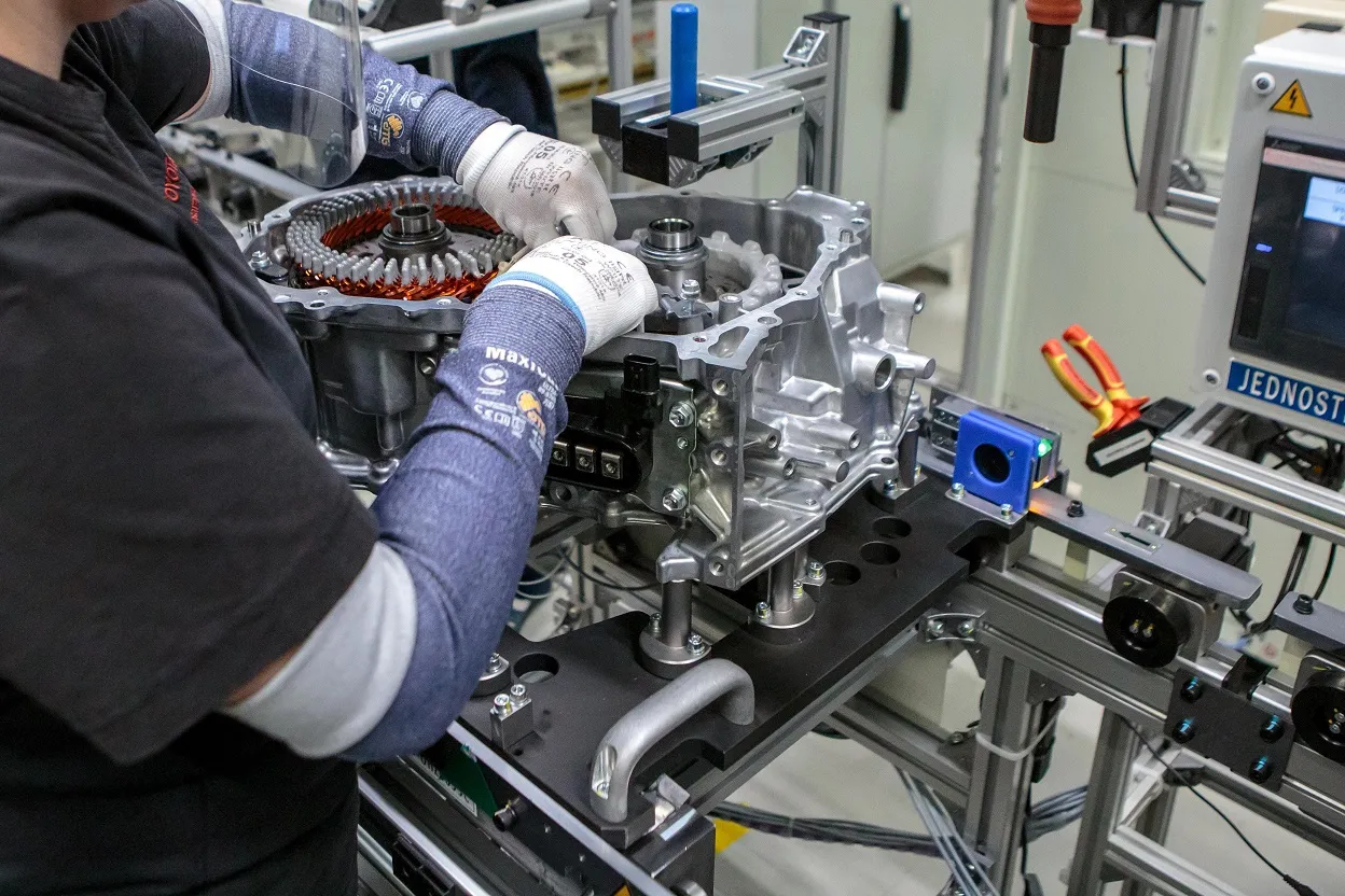 Toyota w Polsce ostro zwiększa produkcję. To zaskoczenie w kryzysie