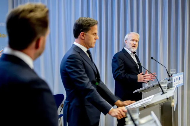 Rząd Holandii wprowadza twardy, ogólnokrajowy lockdown