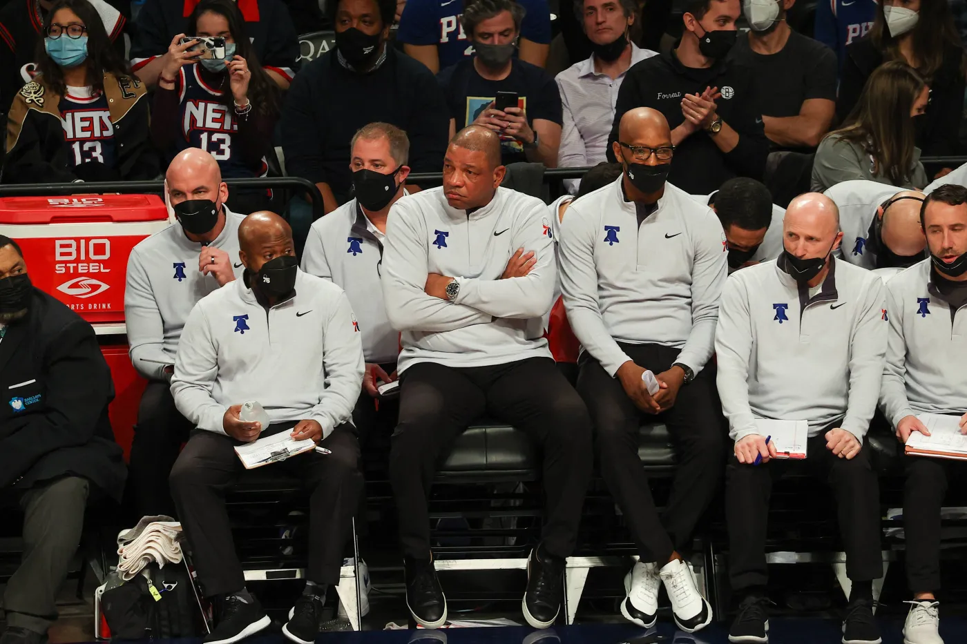 Koronawirus wśród fachowców paraliżuje pracę klubów NBA