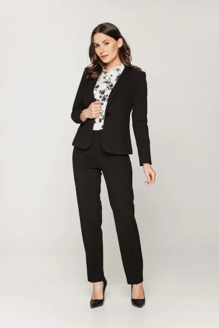 bialcon-lookbook-kolekcji-wiosnalato-2022-37407996.jpg