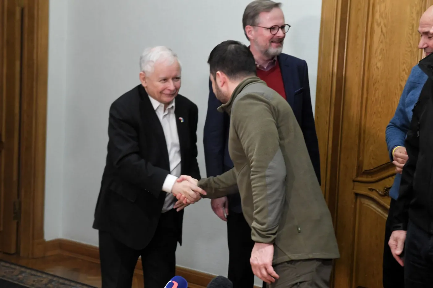 Spóźniona krytyka Kaczyńskiego. Zły czas i złe miejsce [OPINIA]