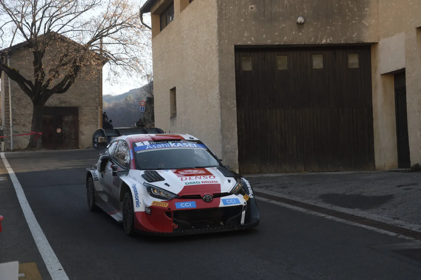 Rajd Safari kolejną okazją do rywalizacji Loeba i Ogiera