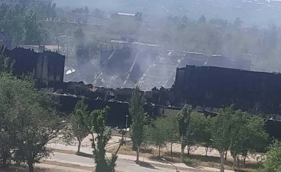 Rosjanie zniszczyli halę sportową w Siewierodoniecku. Jeden z symboli miasta