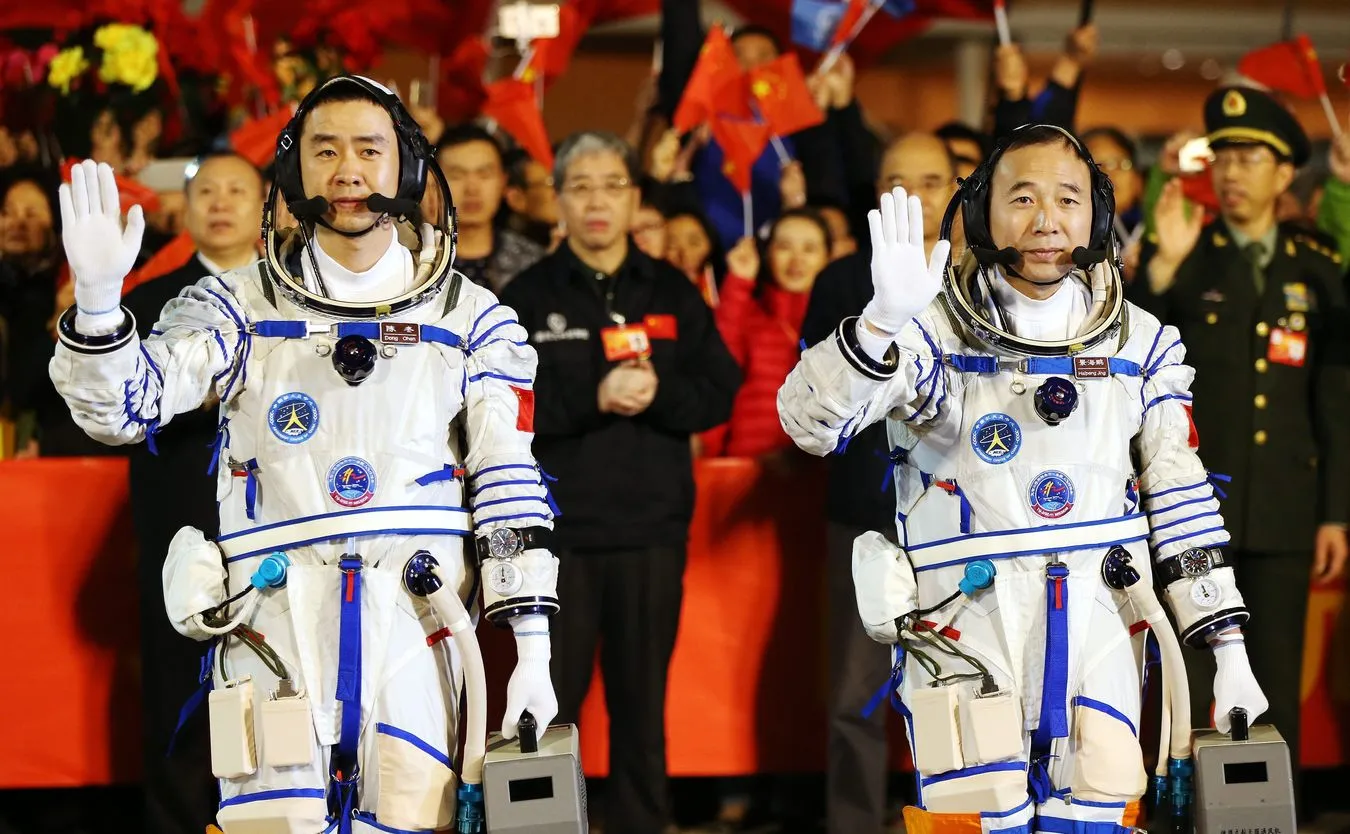 W cieniu walk w Ukrainie toczy się zimna wojna o kosmos